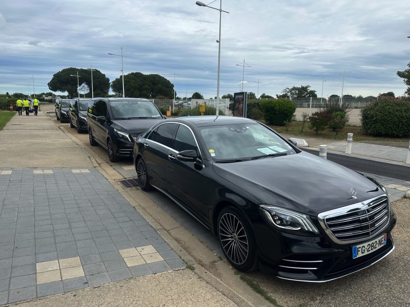 Transfert haut de gamme avec Chauffeur privé / VTC pour voyage sur La Grande-Motte et Montpellier 34 Hérault Occitanie.
