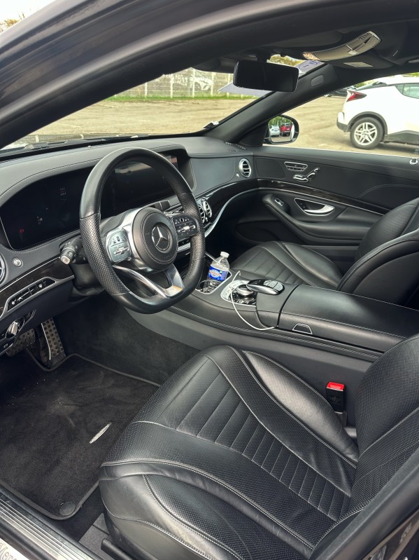 Mariage et réception avec voiture de luxe et chauffeur privé sur Montpellier 34 Hérault Occitanie 