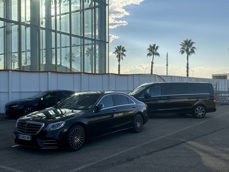 Service de Chauffeur Privé Haut-de-Gamme pour des vacances à Montpellier dans l’Hérault 34 Occitanie.