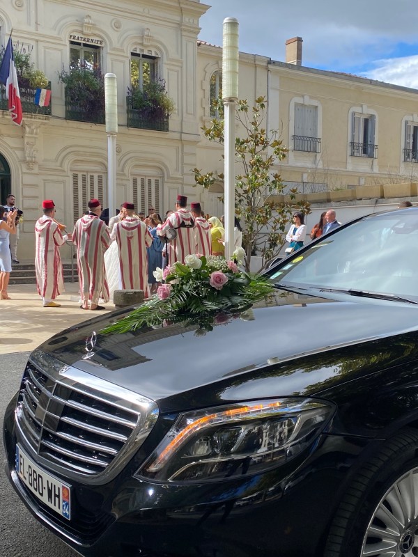 Location de voiture avec chauffeur pour enterrement de vie de jeune fille ou garçon sur Montpellier 