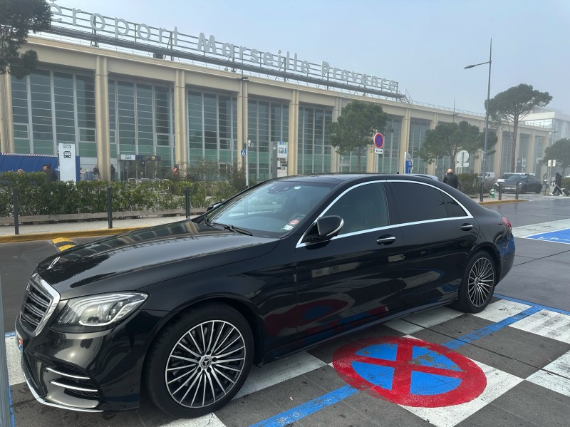 Chauffeur privé pour transfert de Montpellier à l aéroport Marignane en Mercedes class S Limousine 