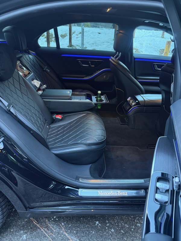 Chauffeur privé VTC avec nouvelle Mercedes Classe S limousine pour Mariage sur Montpellier 34 Hérault Occitanie