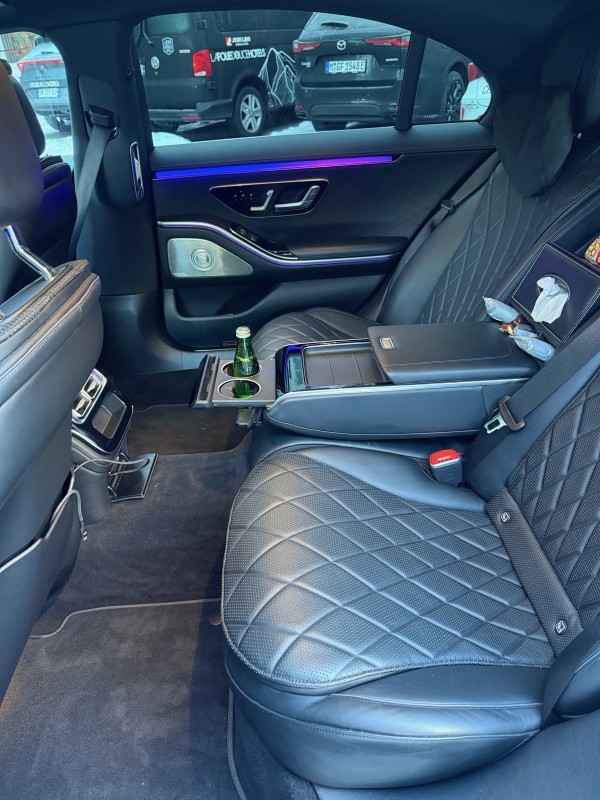 Chauffeur privé VTC avec nouvelle Mercedes Classe S limousine pour Mariage sur Montpellier 34 Hérault Occitanie