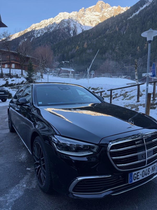 Chauffeur privé VTC avec nouvelle Mercedes Classe S limousine pour Mariage sur Montpellier 34 Hérault Occitanie